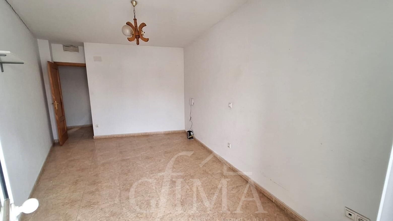 Flat for sale in Herencia