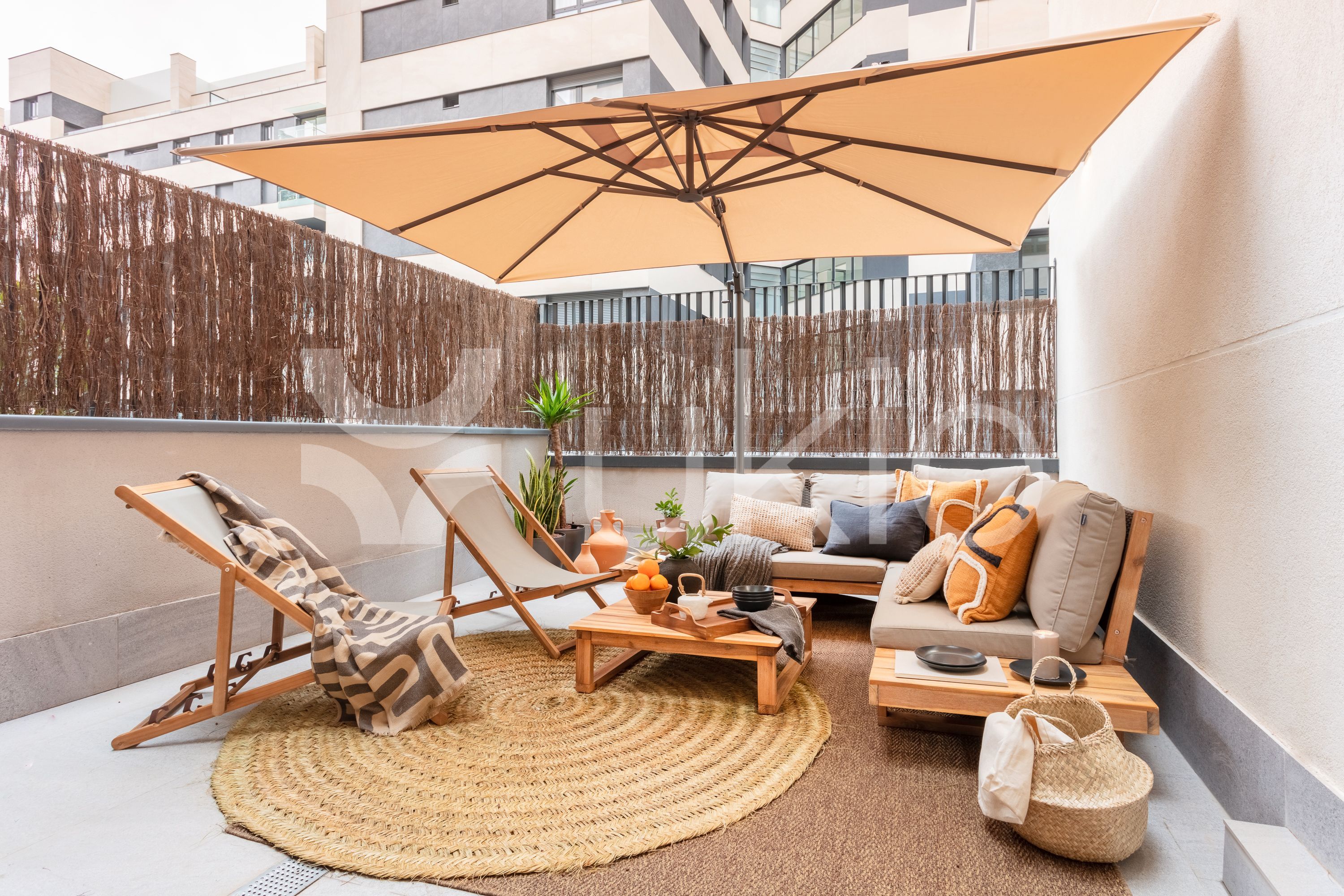 Terrassa de Apartament de lloguer en  Madrid Capital amb Aire condicionat, Calefacció i Terrassa