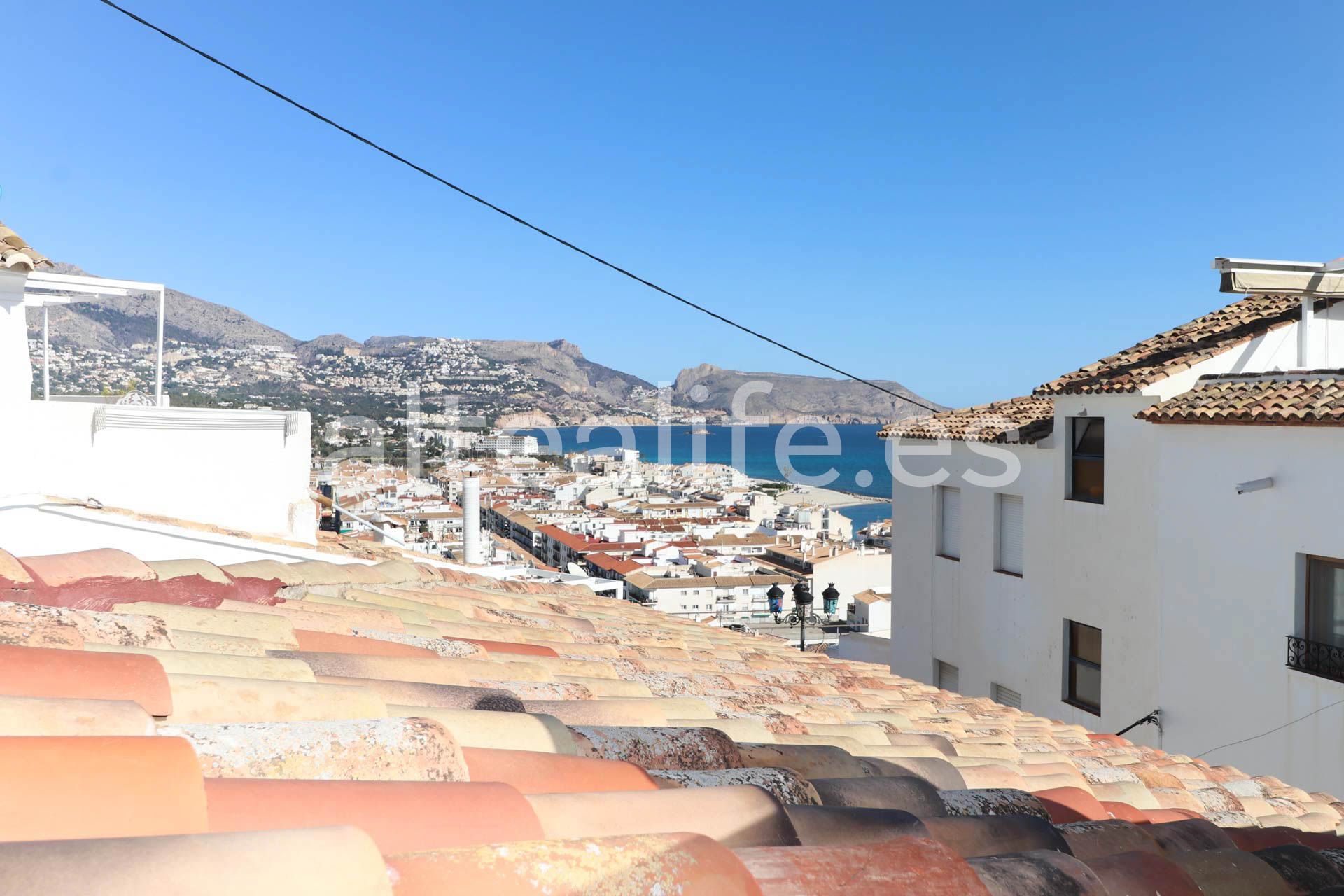 Vista exterior de Casa adosada en venda en Altea amb Terrassa i Balcó