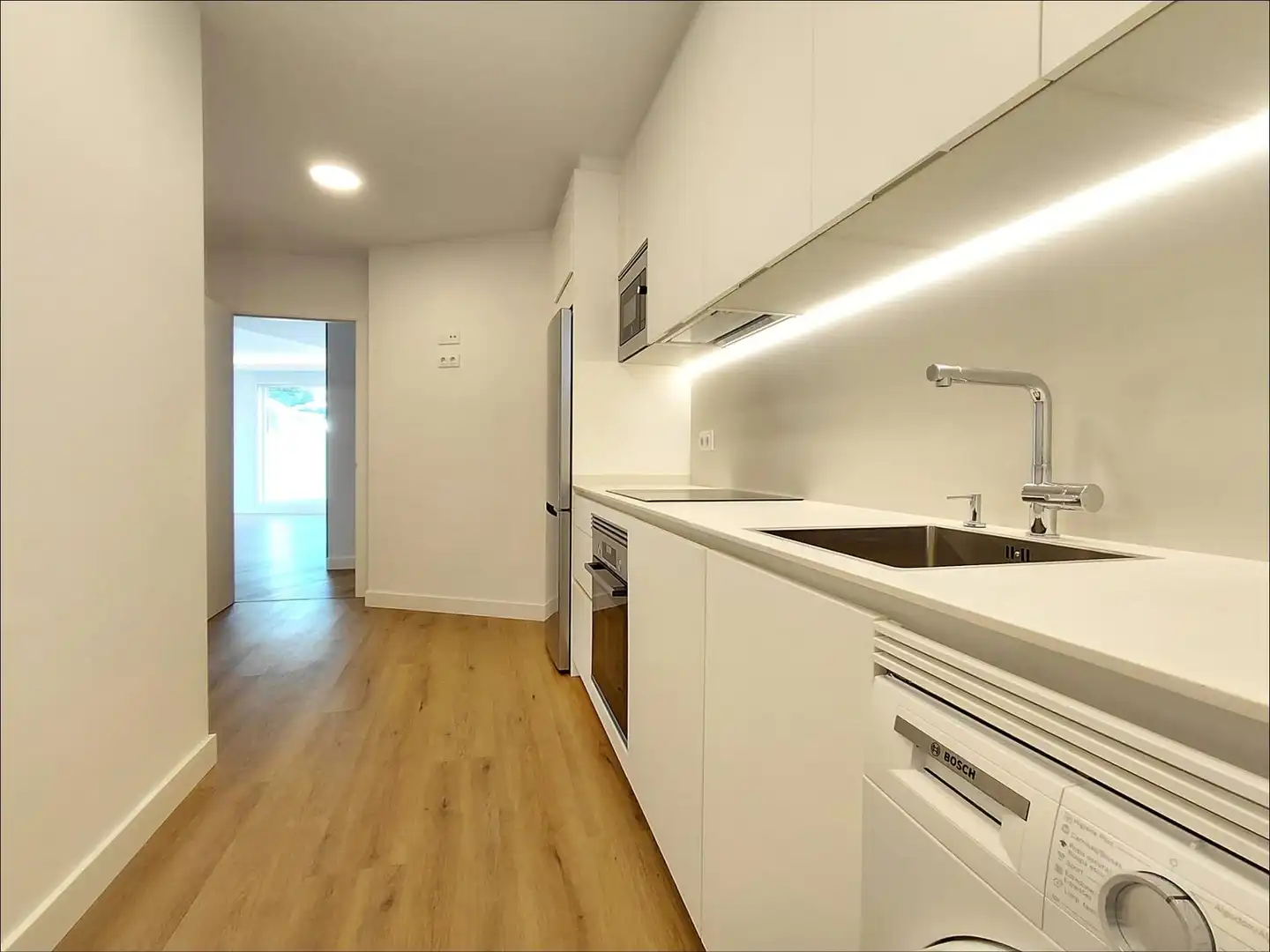 Küche von Erdgeschoss zum Verkauf in Sanxenxo mit Heizung, Terrasse und Möbliert