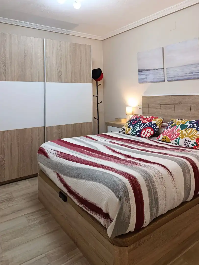 Habitación de Casa o chalet en venta en Ciudad Real con Aire acondicionado, Calefacción y Parquet