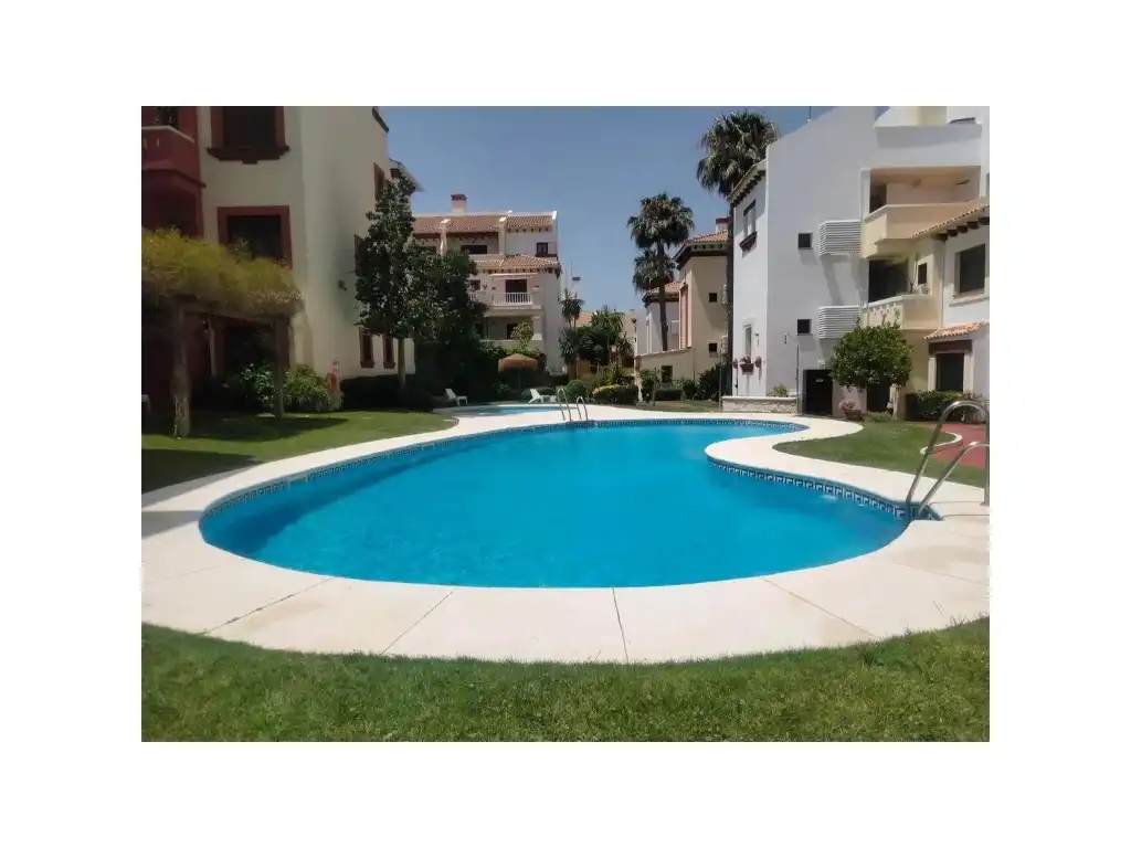 Piscina de Dúplex en venta en Ayamonte con Jardín privado, Terraza y Piscina