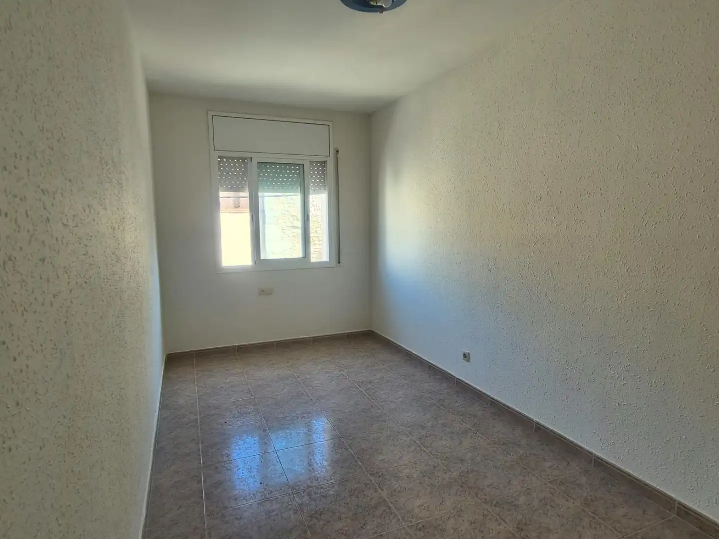 Habitación de Casa adosada en venta en Castellet i la Gornal con Calefacción