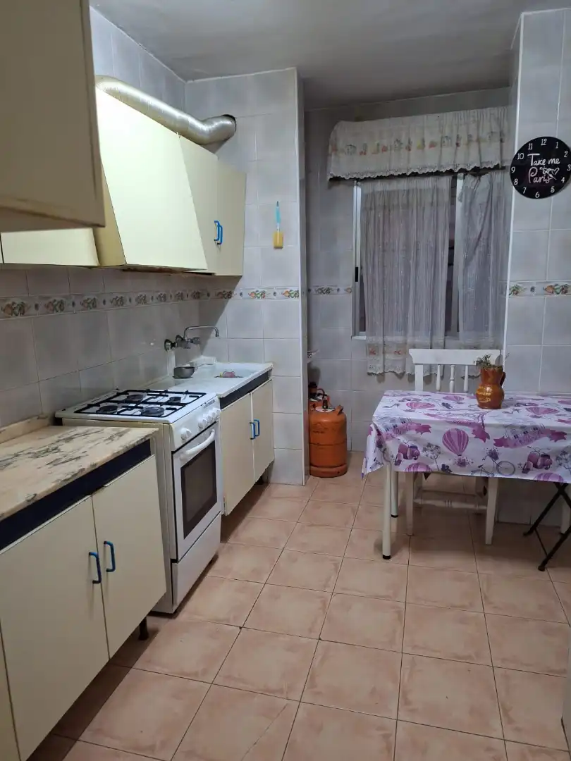 Cuina de Pis en venda en Murcia amb Aire condicionat i Moblat