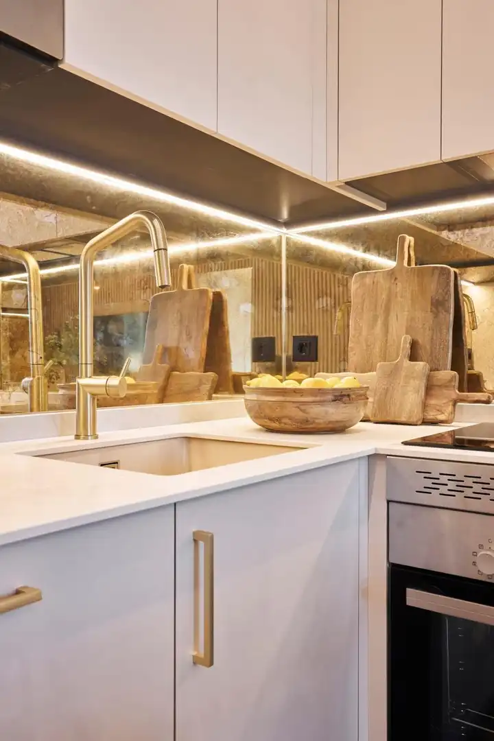 Küche von Wohnung zum Verkauf in Madrid mit Klimaanlage, Heizung und Parkett
