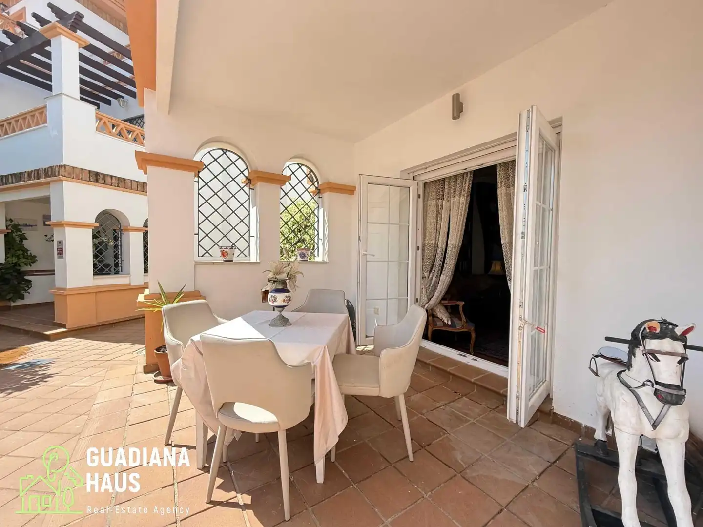 Terrassa de Casa adosada en venda en Ayamonte amb Aire condicionat, Calefacció i Jardí privat