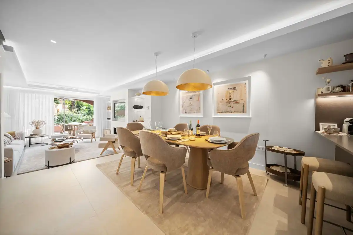 Casa a schiera con piscina in vendita a Nueva Andalucía, imagen 3