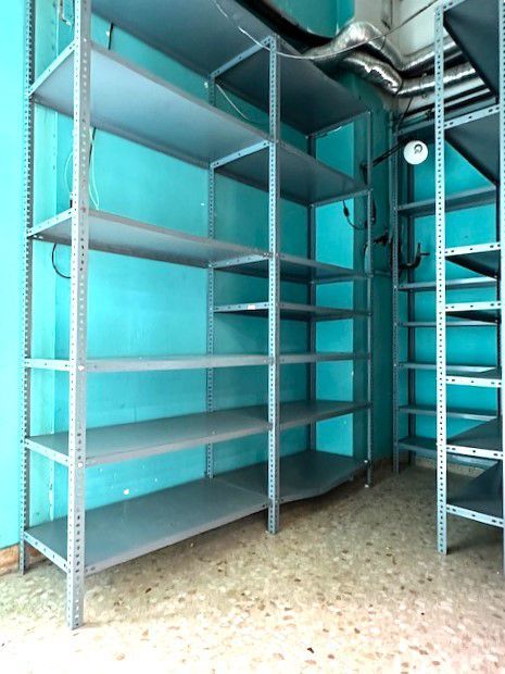 Geschaftsraum miete in Sant Boi de Llobregat mit Klimaanlage