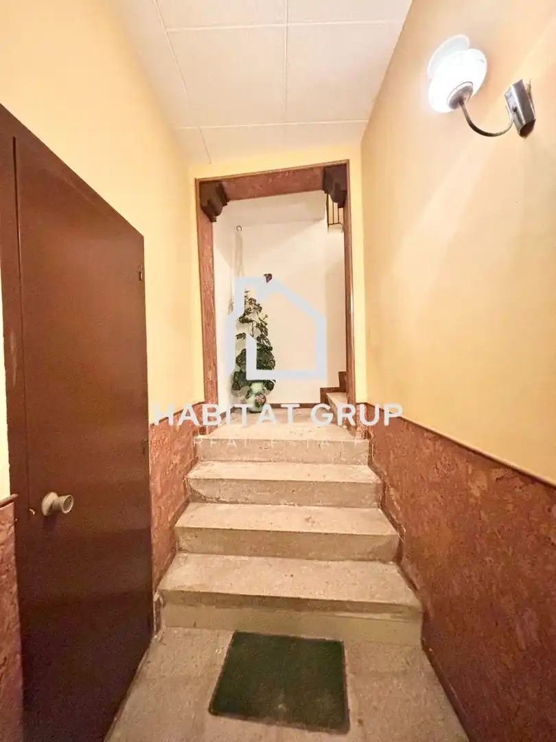 Casa adosada en venta en Gandesa con Terraza y Trastero