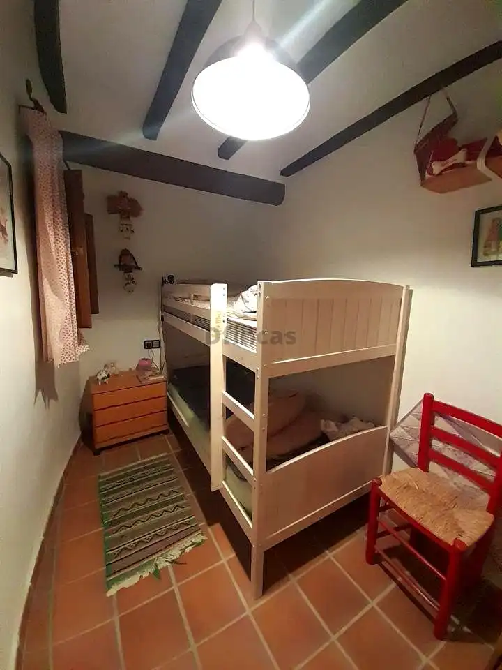 Habitación de Casa o chalet en venta en Rubielos de Mora con Terraza y Amueblado