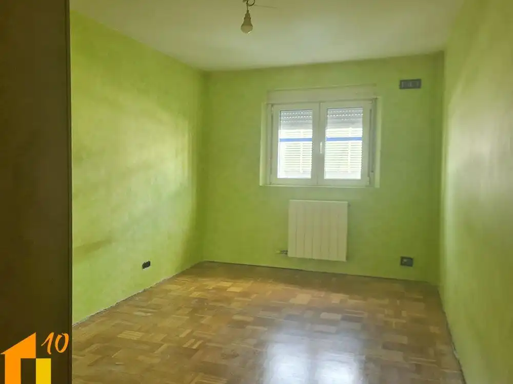 Schlafzimmer von Wohnung zum Verkauf in Burgos mit Heizung