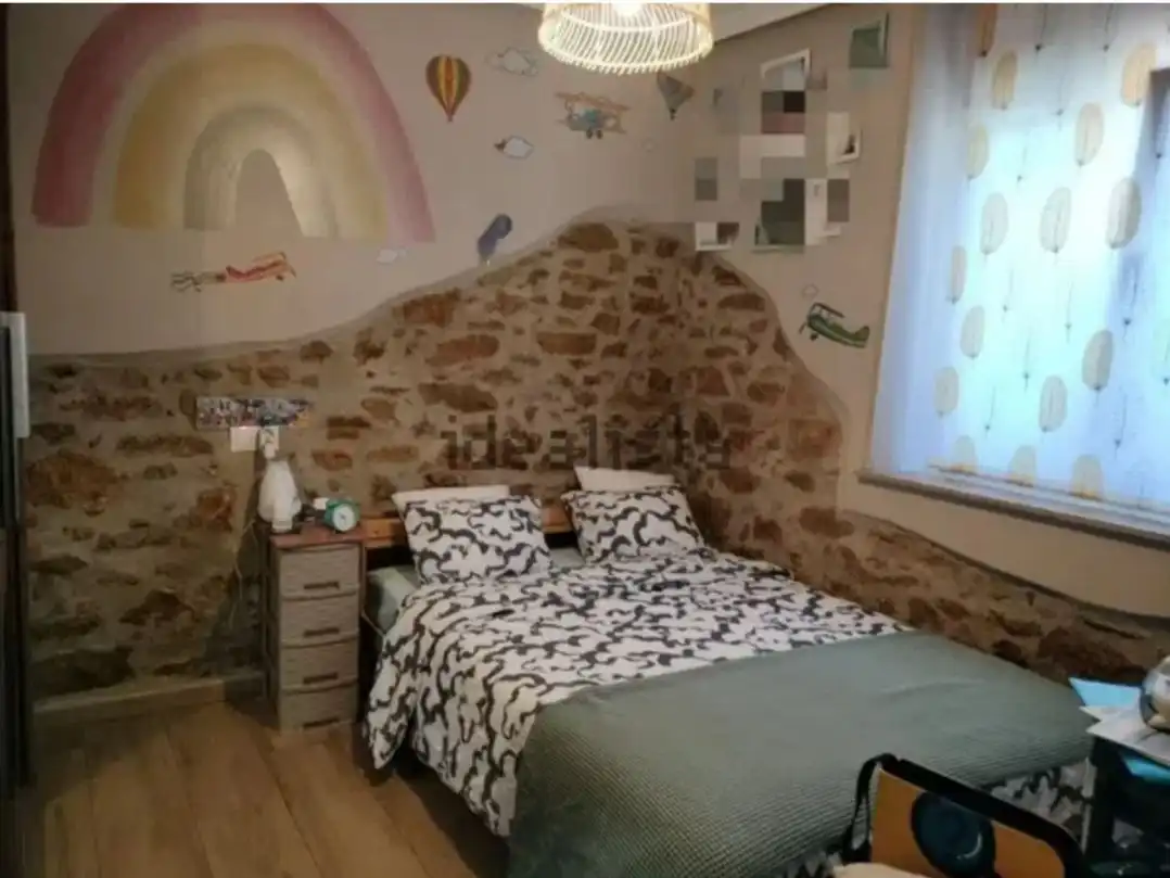 Dormitori de Casa o xalet en venda en El Berrón - La Carrera