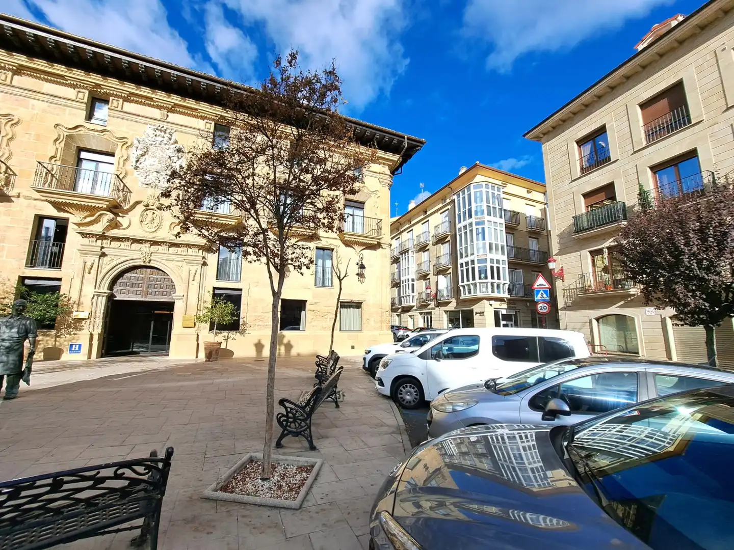 Vista exterior de Estudio en venta en Haro, La Rioja