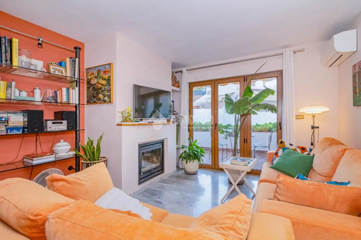 Casa bifamiliare in vendita a La Zubia Ciudad, imagen 4