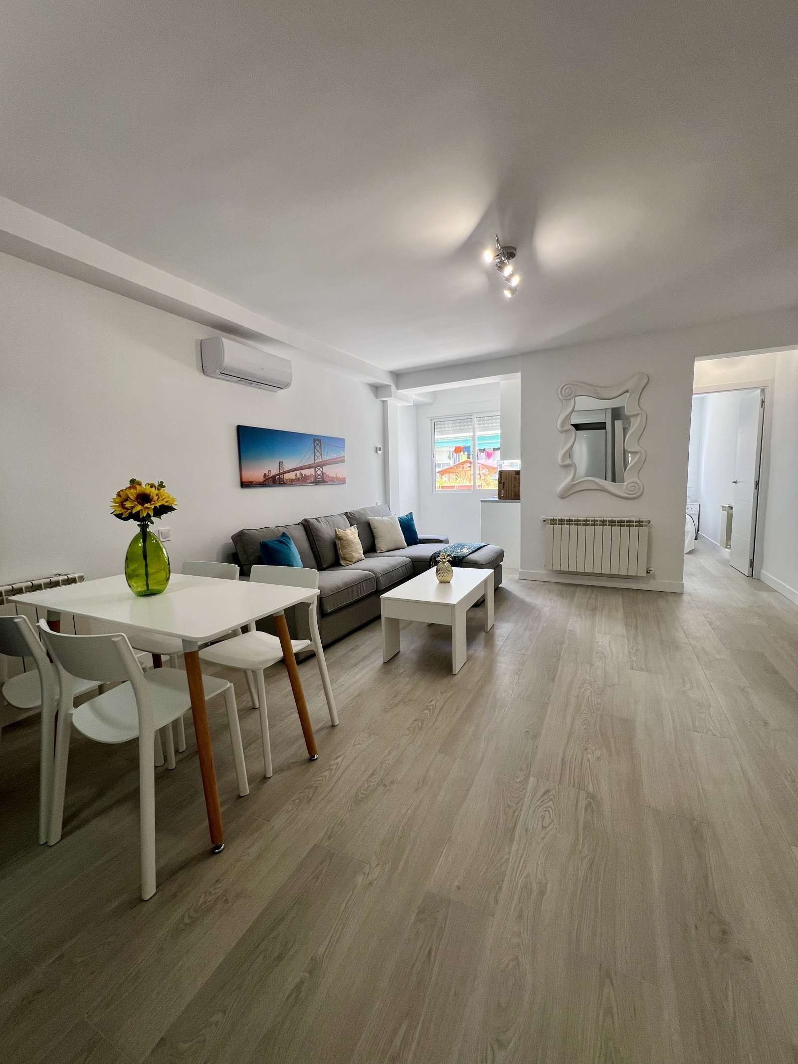 Sala d'estar de Apartament per a compartir en  Madrid Capital amb Aire condicionat, Calefacció i Terrassa