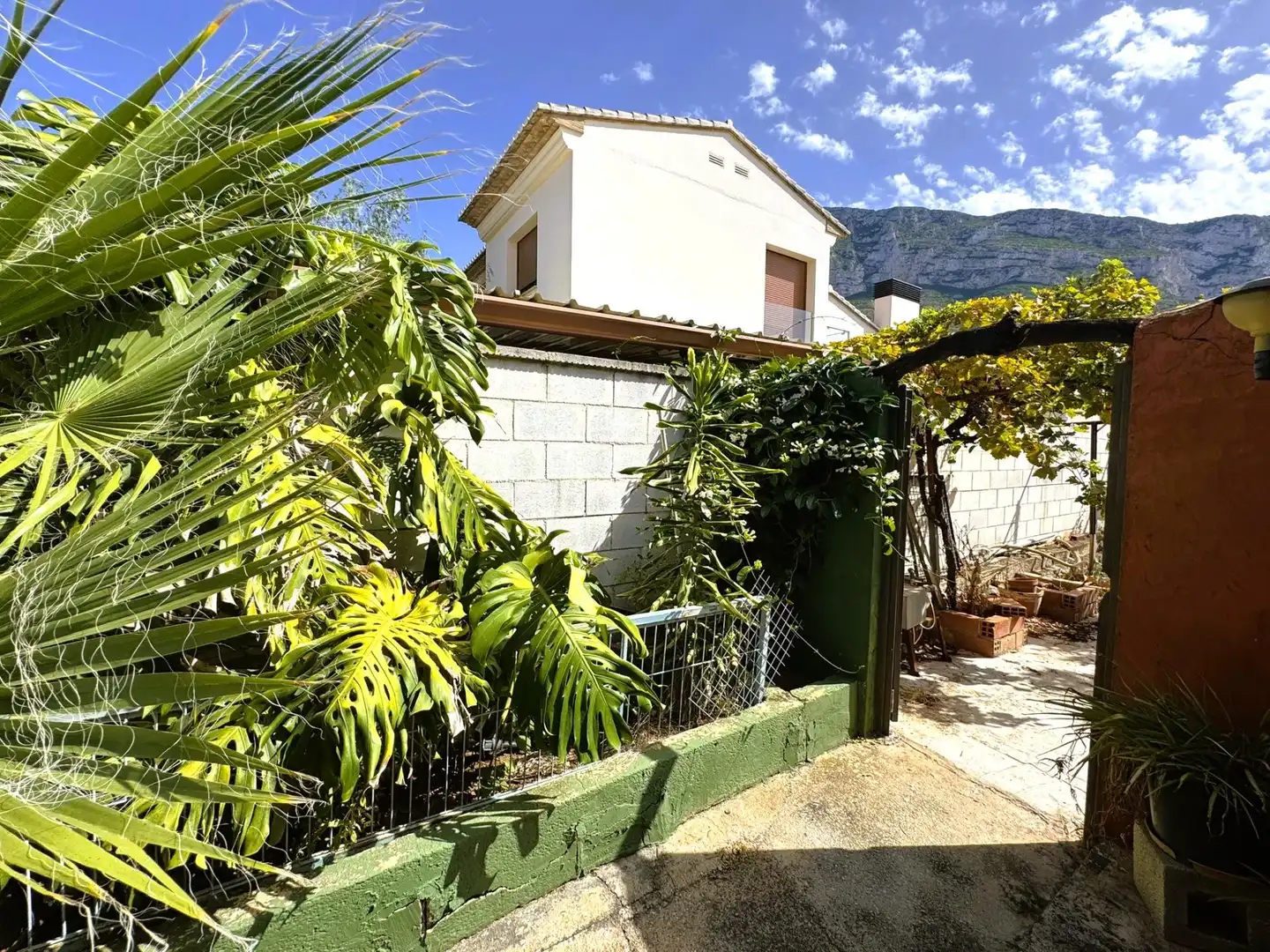 Exterior view of Houses for sale in Dénia  with Air Conditioner, Private garden and Terrace