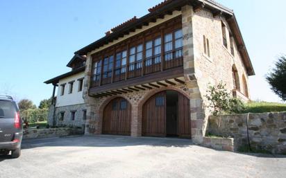 Exterior view of Country house for sale in Alfoz de Lloredo  with Private garden, Storage room and Balcony