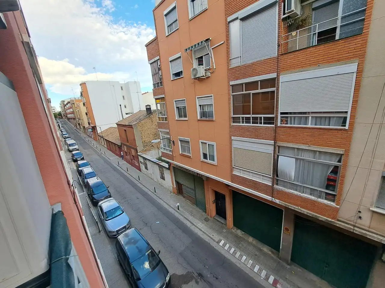 Exterior view of Flat for sale in Zaragoza  with Air Conditioner