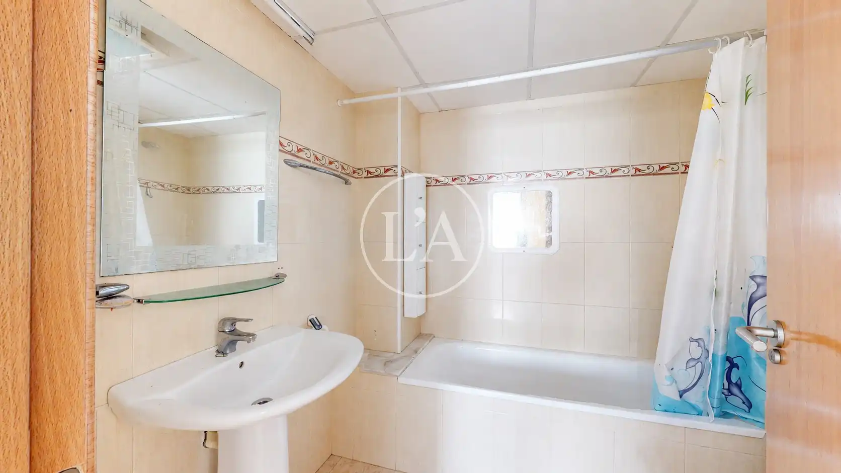 Badezimmer von Wohnung zum Verkauf in Amposta mit Klimaanlage, Heizung und Möbliert