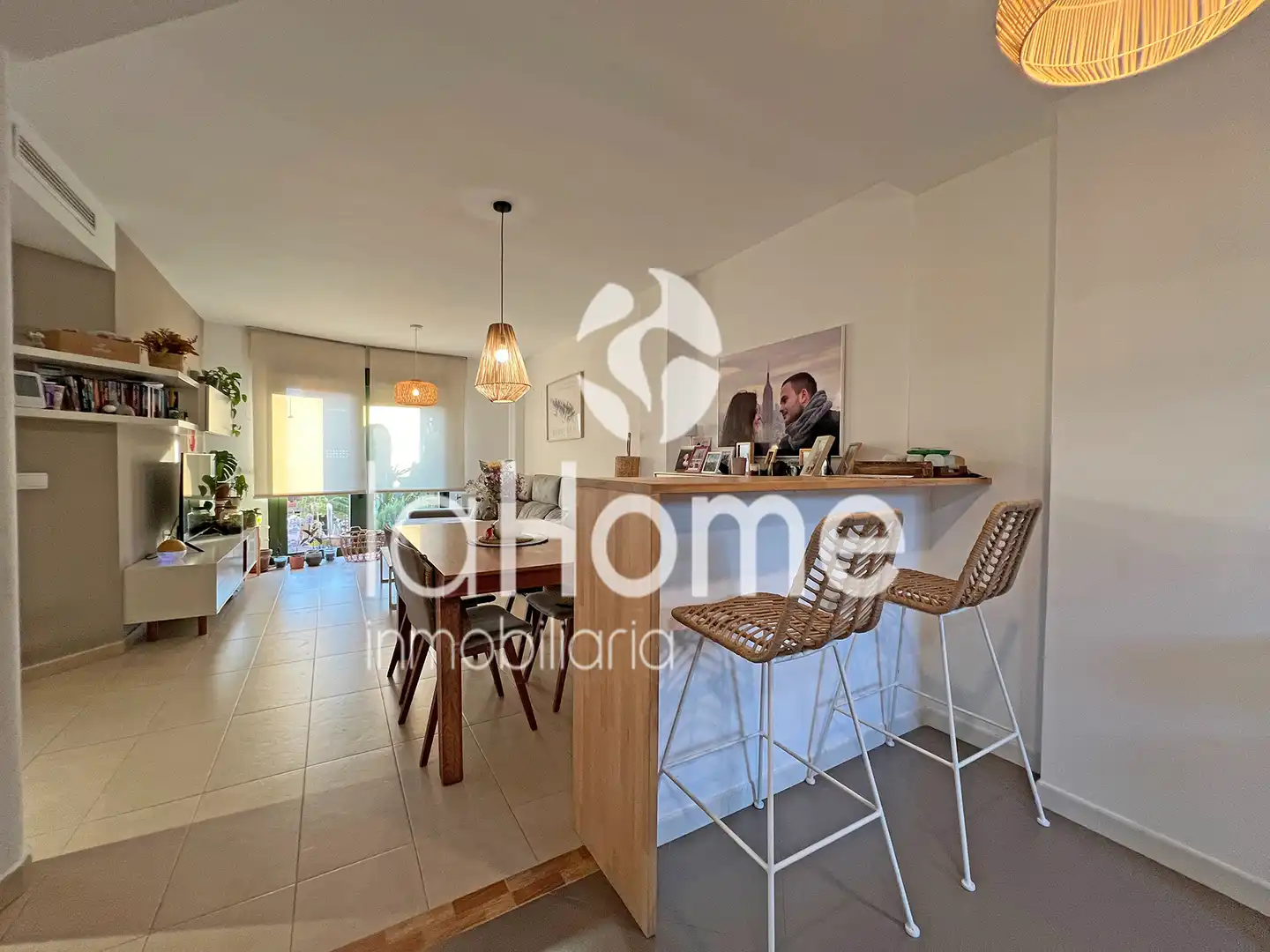 Sala de estar de Casa adosada en venta en Bétera con Aire acondicionado, Calefacción y Jardín privado