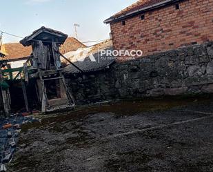 Vista exterior de Casa o xalet en venda en Maside amb Jardí privat i Terrassa