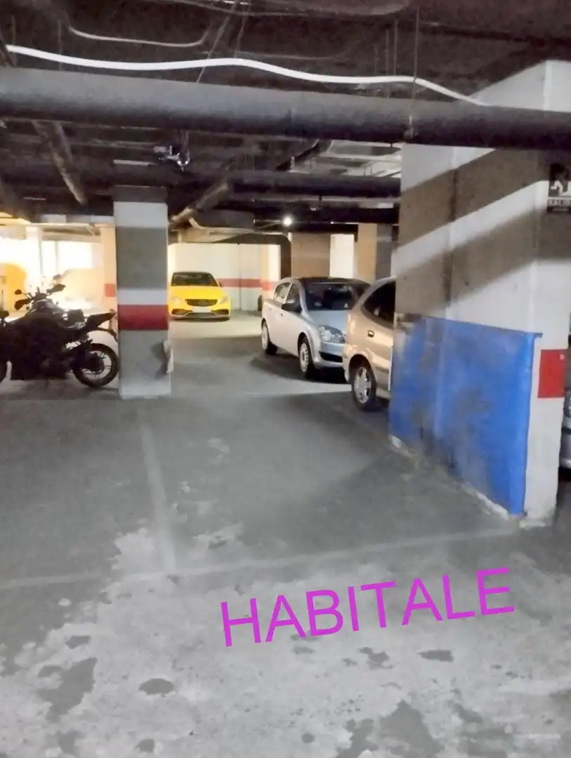 Parking de Piso en venta en Zaragoza con Amueblado
