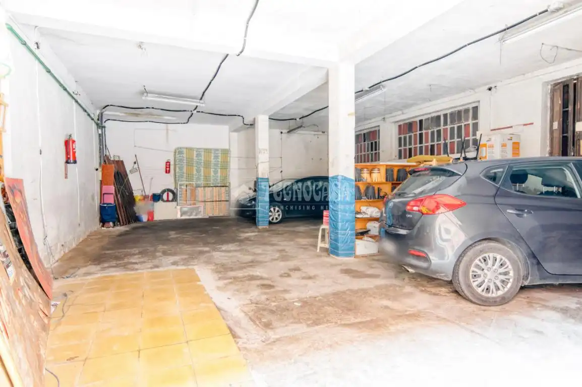 Garage zum Verkauf in Salamanca