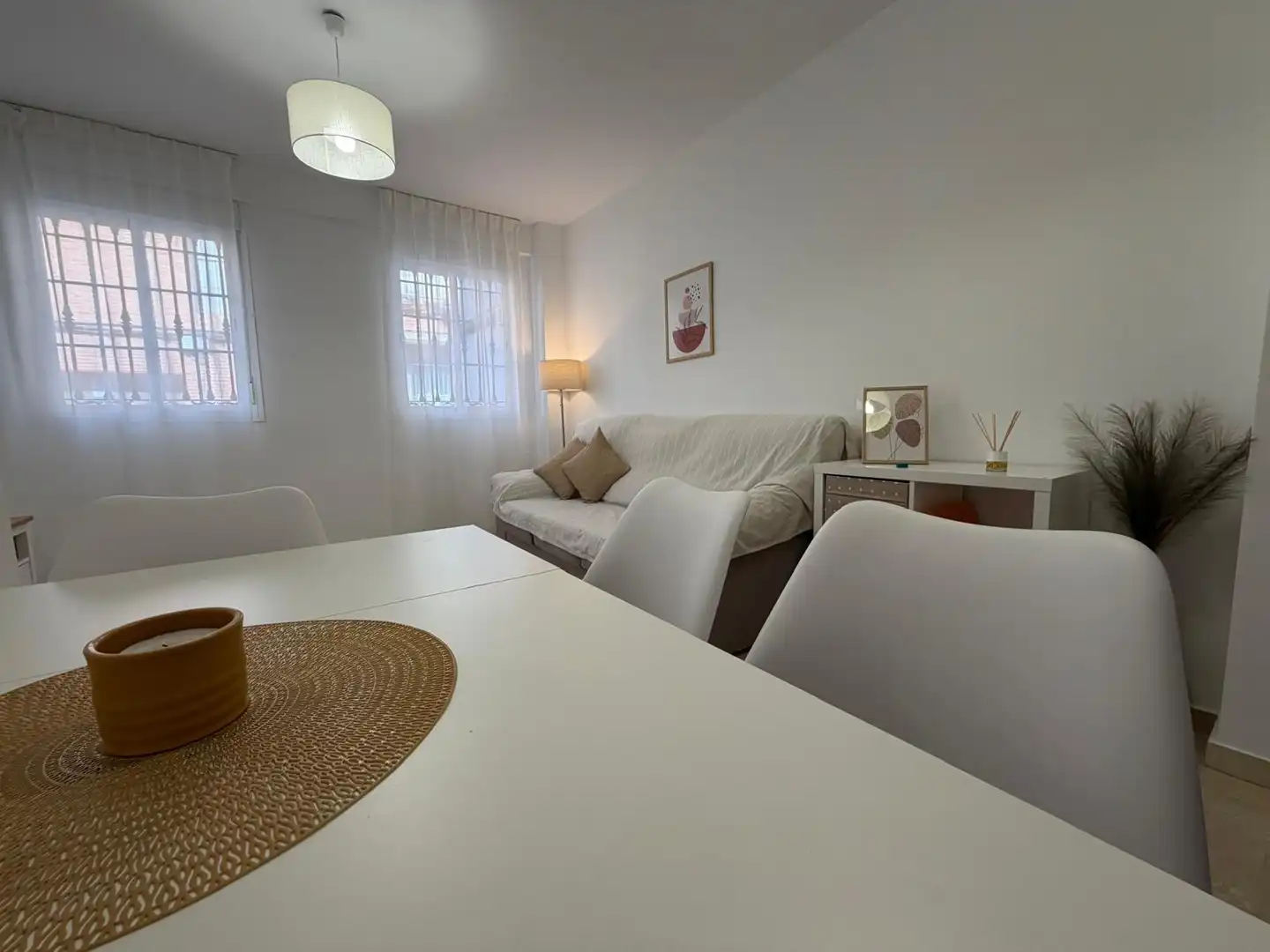 Living room of Flat for rent in Córdoba  with Air Conditioner, Heating and Furnished