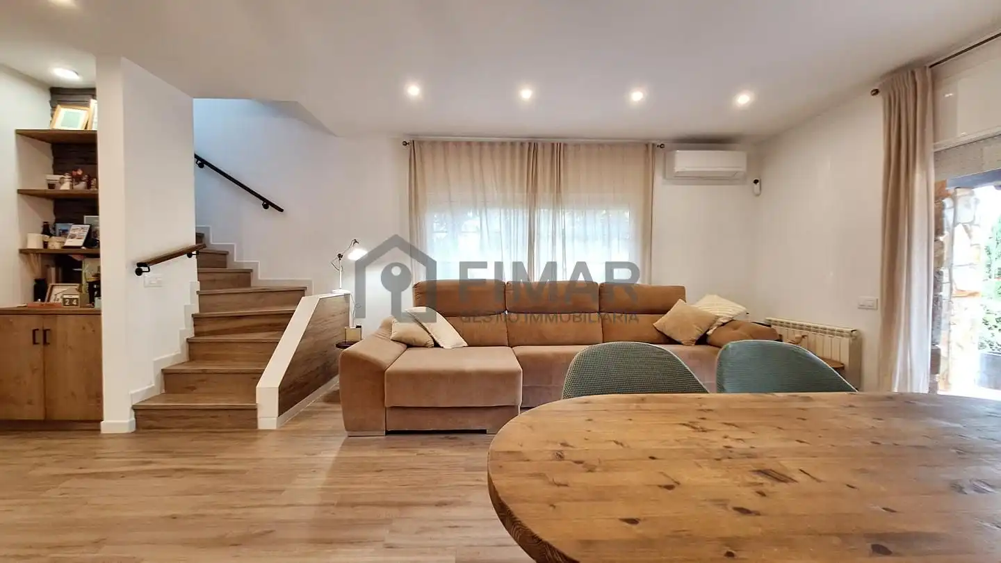 House with garden for sale in Avinguda Comtal, imagen 8