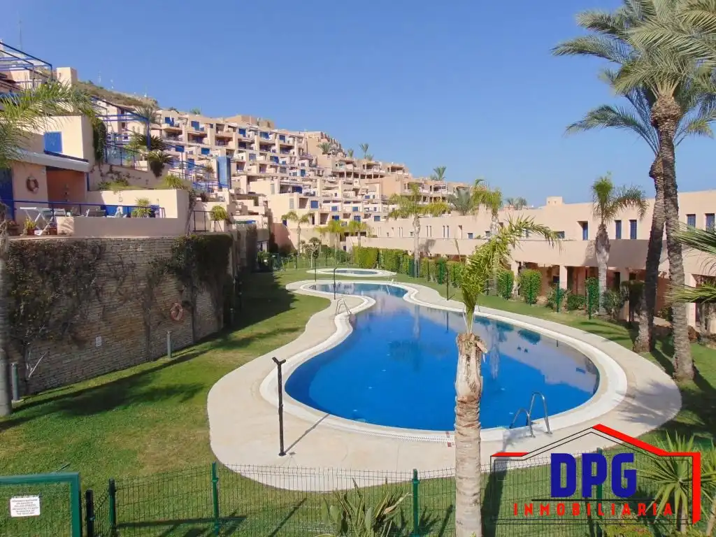 Vista exterior de Apartament en venda en Mojácar amb Aire condicionat, Terrassa i Traster