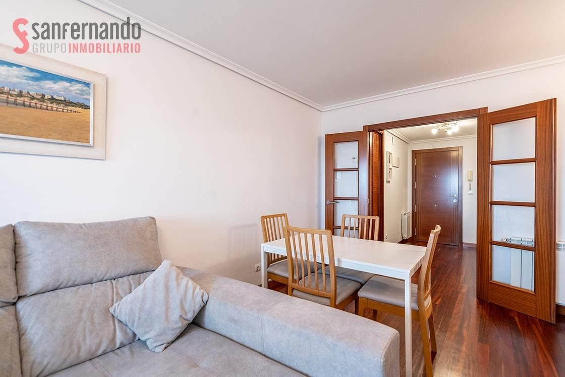 Sala de estar de Piso en venta en Santander con Calefacción y Trastero