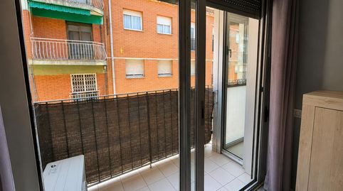 Foto 2 de Pis en venda a Carrer D'espriu, El Raval, Santa Coloma de Gramenet