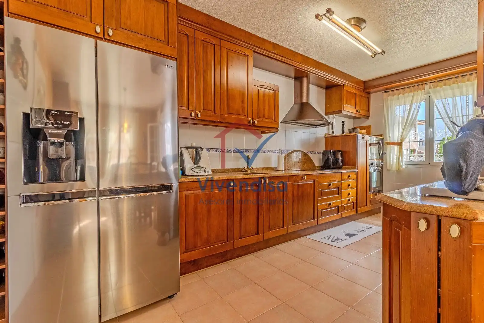 Cocina de Casa adosada en venta en Cabanillas del Campo con Terraza y Piscina