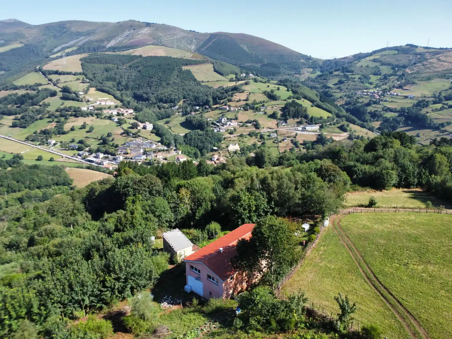 Country homes for sale in Allande