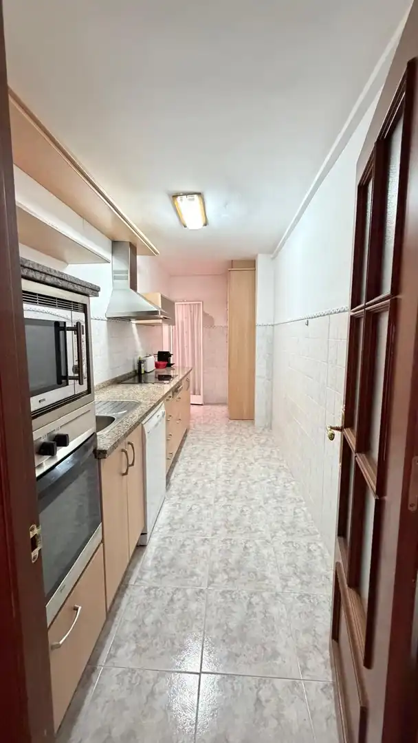 Cocina de Piso en venta en Marbella con Aire acondicionado