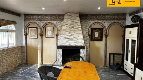 Foto 4 de Casa o chalet en venta en Calle Cuevas Bajas, 57, Almodóvar del Río, Córdoba