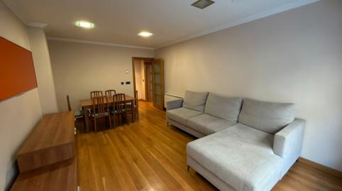 Foto 3 de Piso de alquiler en Rúa Antón Fraguas, Zona de Plaza de Barcelos, Pontevedra