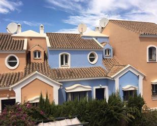 Exterior view of Single-family semi-detached for sale in Marbella  with Air Conditioner, Terrace and Furnished