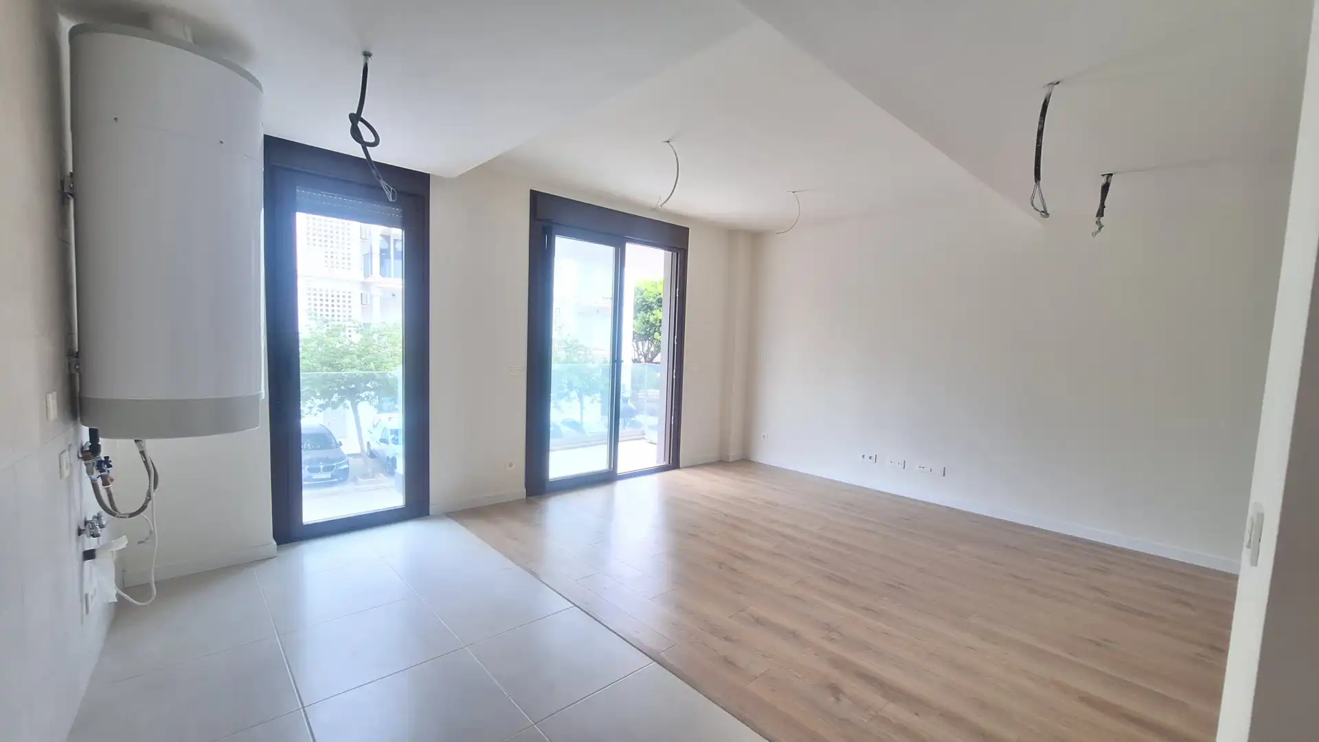 Sala d'estar de Apartament en venda en Estepona amb Aire condicionat, Calefacció i Piscina