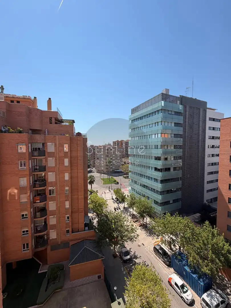 Vista exterior de Piso en venta en Valencia con Aire acondicionado, Terraza y Trastero