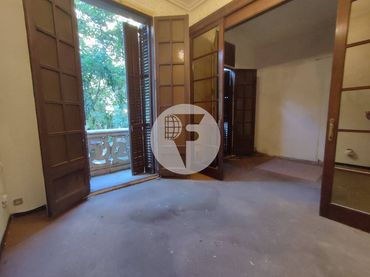 Appartamento con balcone in vendita a Eixample