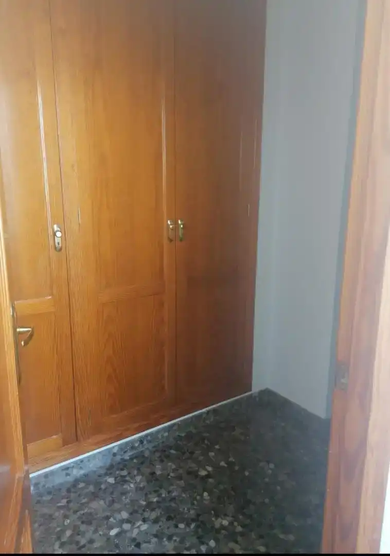 Dormitori de Casa adosada en venda en Casinos amb Balcó