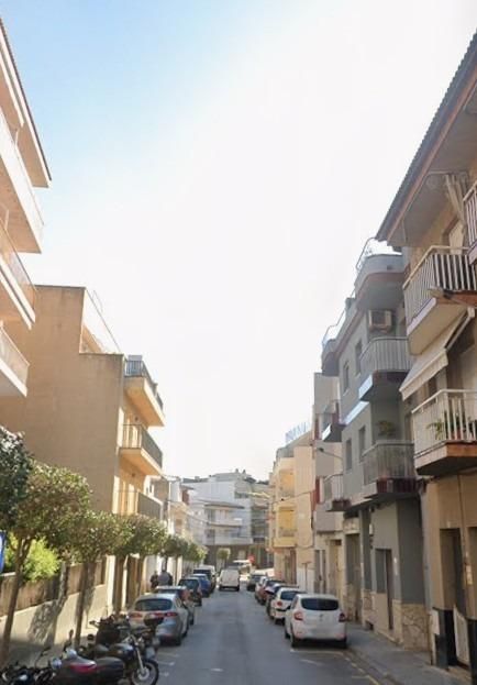 Vista exterior de Pis en venda en Blanes amb Terrassa