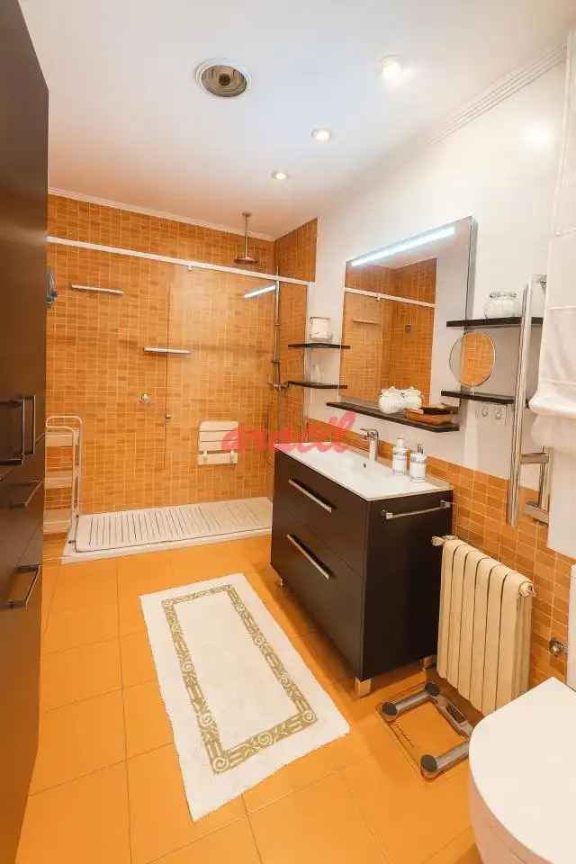 Baño de Piso en venta en Ourense Capital  con Aire acondicionado, Calefacción y Trastero