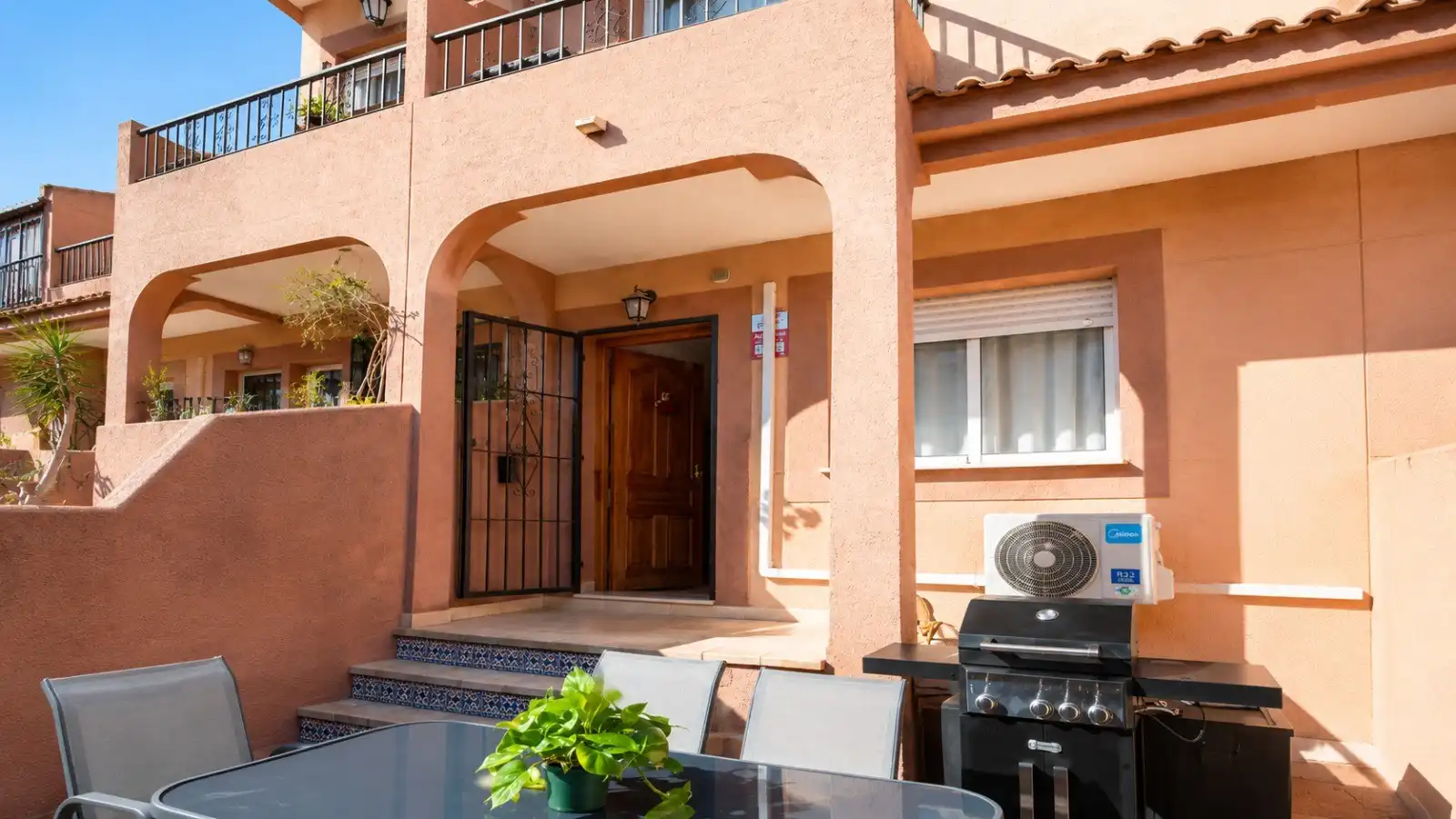 Vista exterior de Casa o chalet en venta en San Javier con Aire acondicionado, Calefacción y Piscina