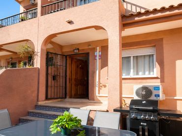 Villa con piscina in vendita a Santiago de la Ribera