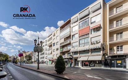 Vista exterior de Pis en venda en  Granada Capital amb Terrassa