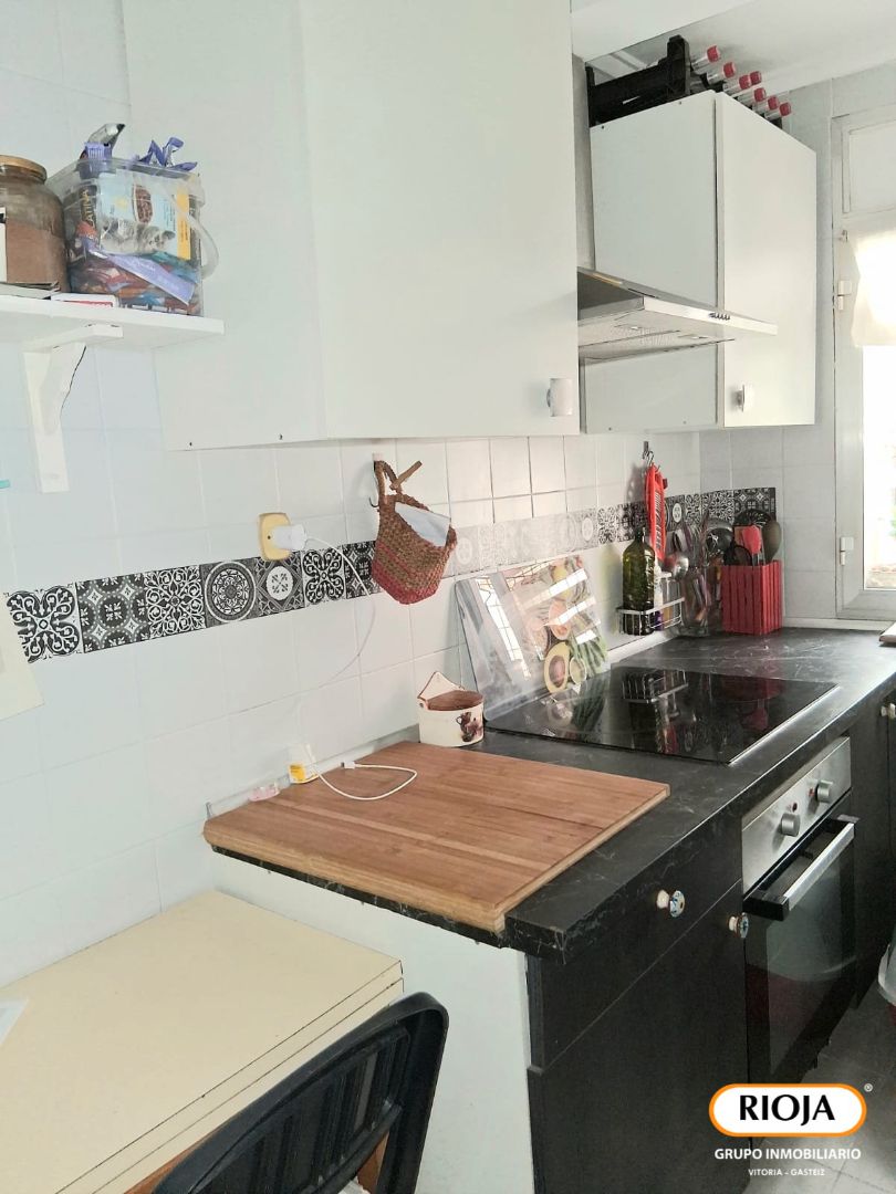 Kitchen of Flat for sale in Vitoria - Gasteiz  with Furnished