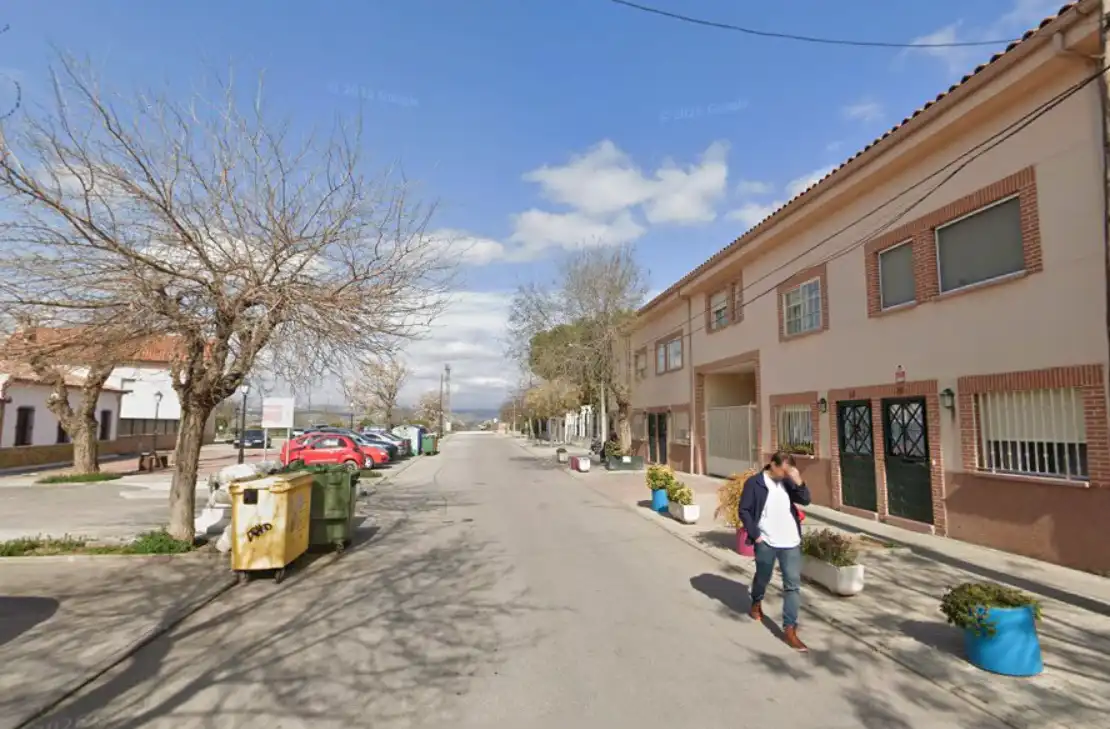 Vista exterior de Piso en venta en Valdetorres de Jarama