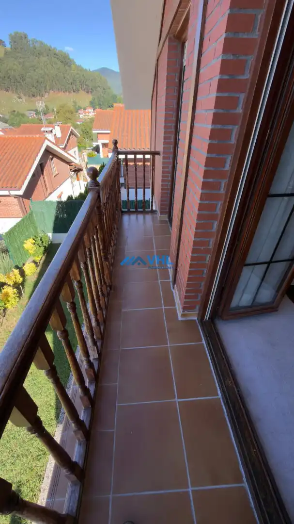 Villa mit Garten zum Verkauf in Barrio Llantada, imagen 20